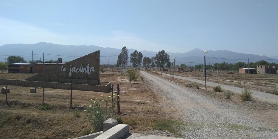 Lotes en La Jacinta